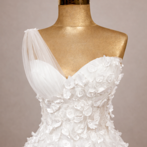 robe de mariée camelia bustier fleurs 3d decollete coeur