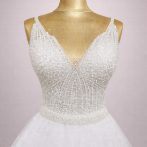 robe de mariée Nicole bustier perles decolleté plongeant